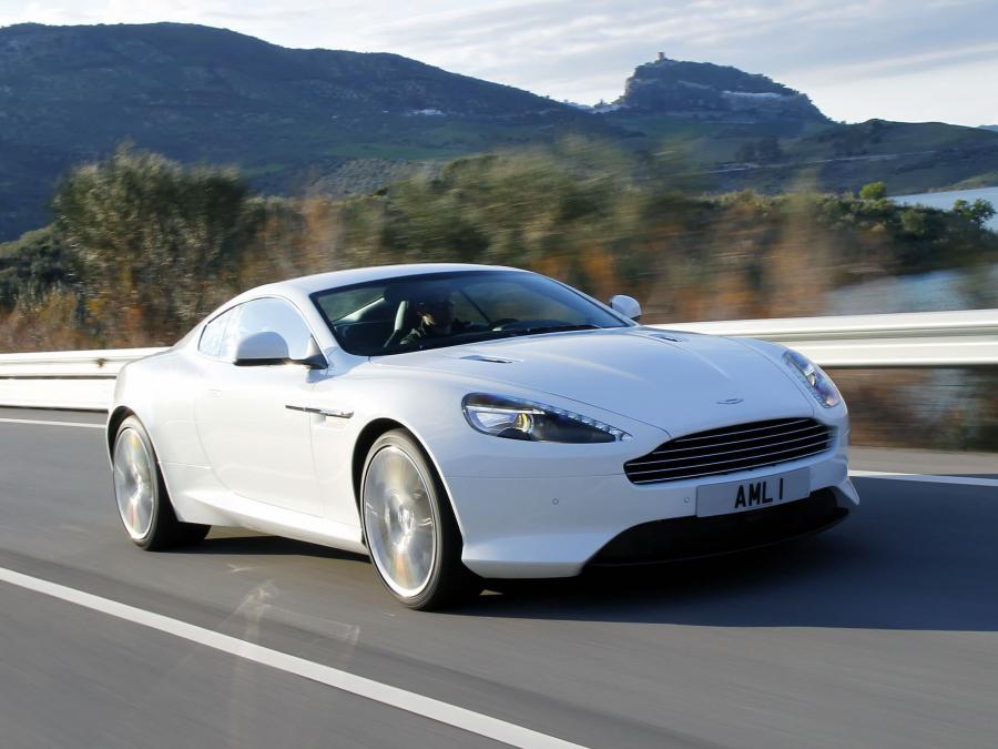  Aston Martin Virage 2011 года  (фото 45 из 55)